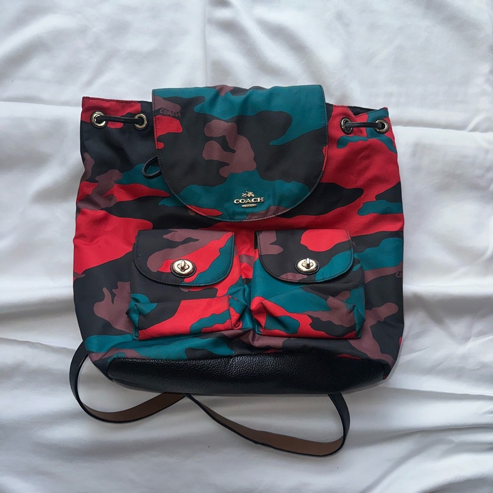 Coach outlet/Camo
